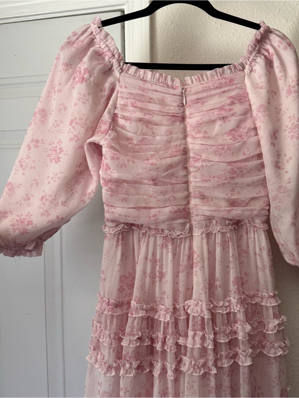 IVY CITY CO. Pink floral puff short sleeve square neck ruffle tiered midi dress - Picture 5 of 7